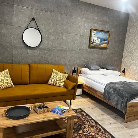 Apartamenty Dbrw Jezyce พอซนาน ภายนอก รูปภาพ