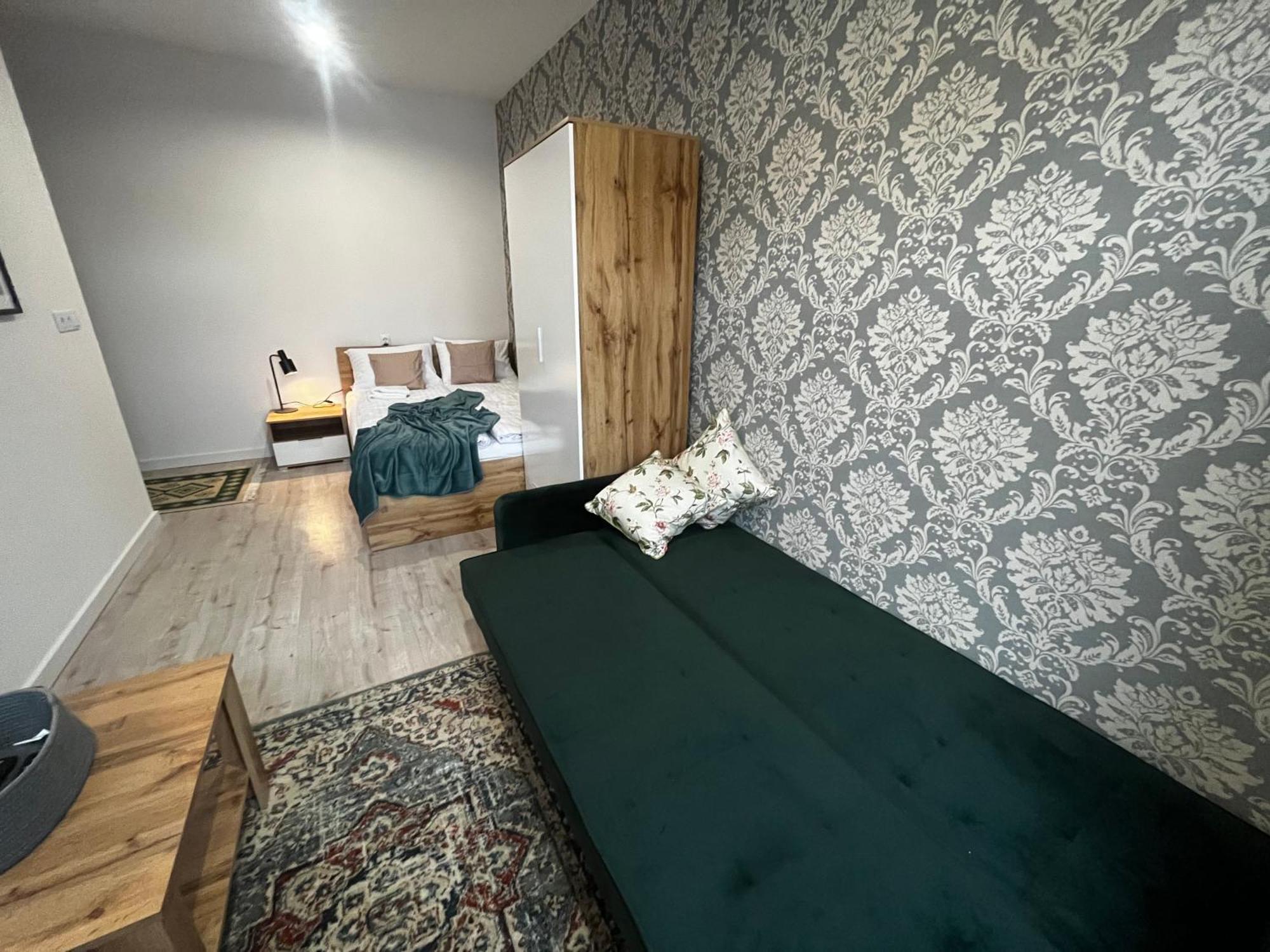 Apartamenty Dbrw Jezyce พอซนาน ภายนอก รูปภาพ