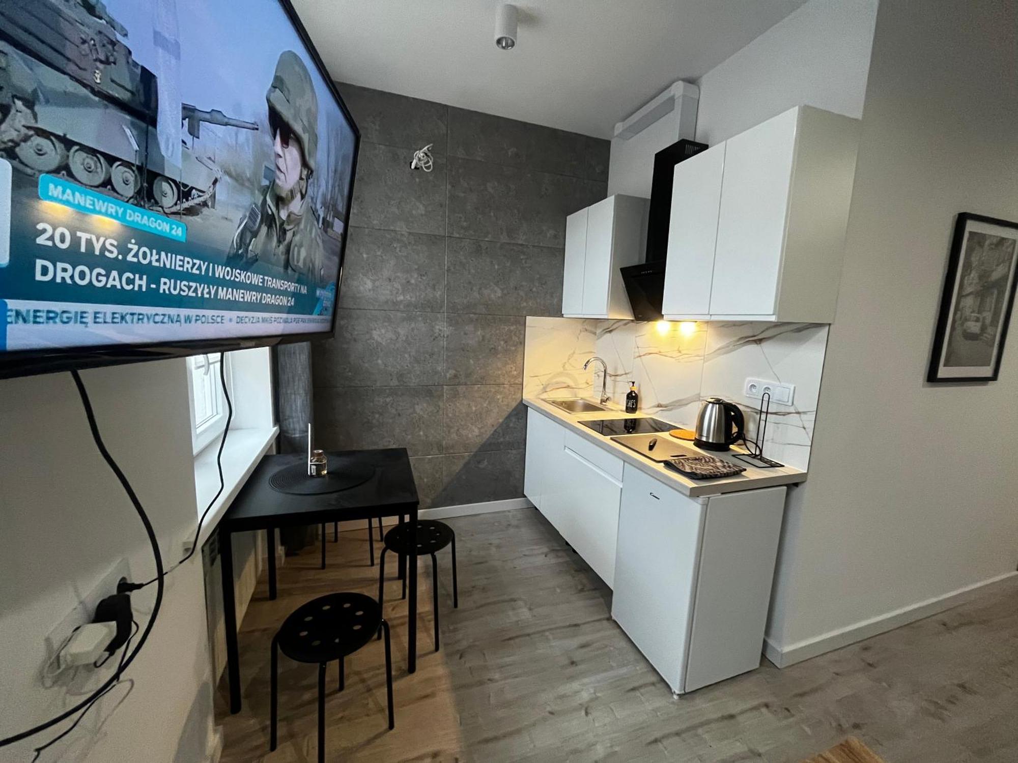 Apartamenty Dbrw Jezyce พอซนาน ภายนอก รูปภาพ